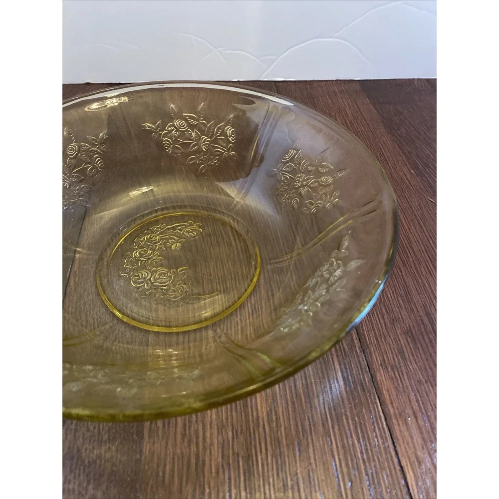 Vintage Serving Bowl, Yellow/Amber Federal‎ Glass Sharon Cabbage Rose 8.5